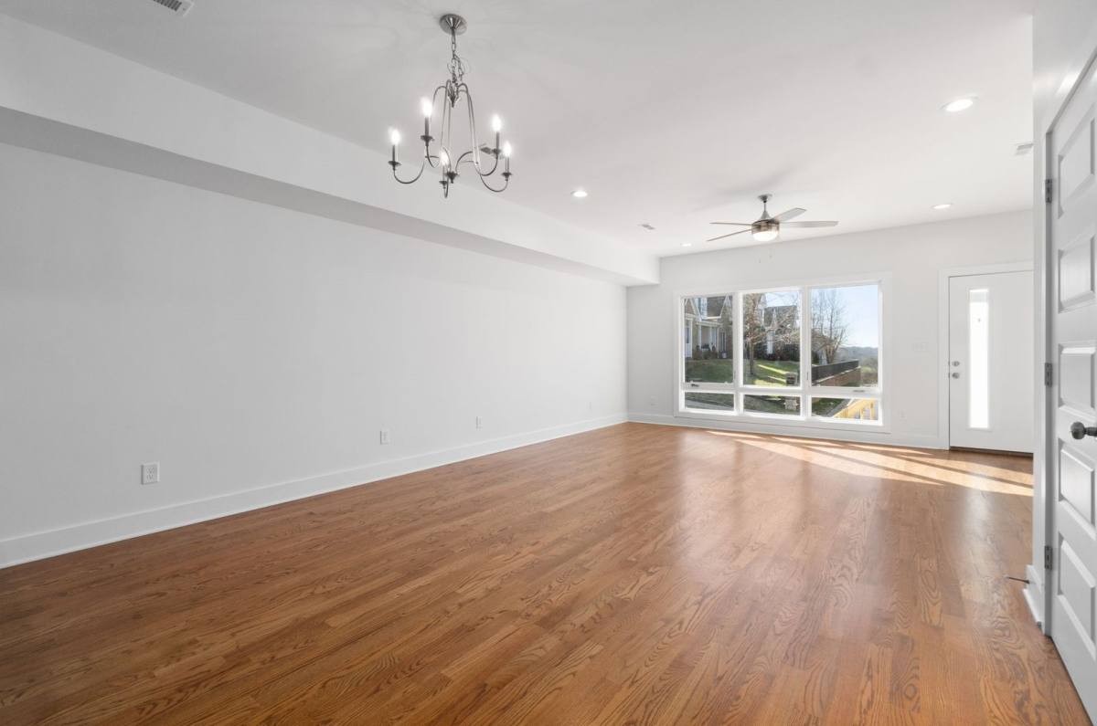 Apartment for rent at 527 N First St, Clarksville, TN 37040