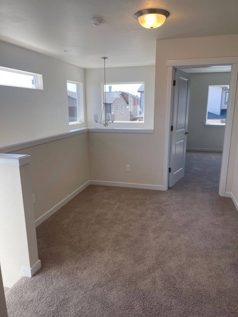 House for rent at 944 NE Paula Dr, Bend, OR 97701