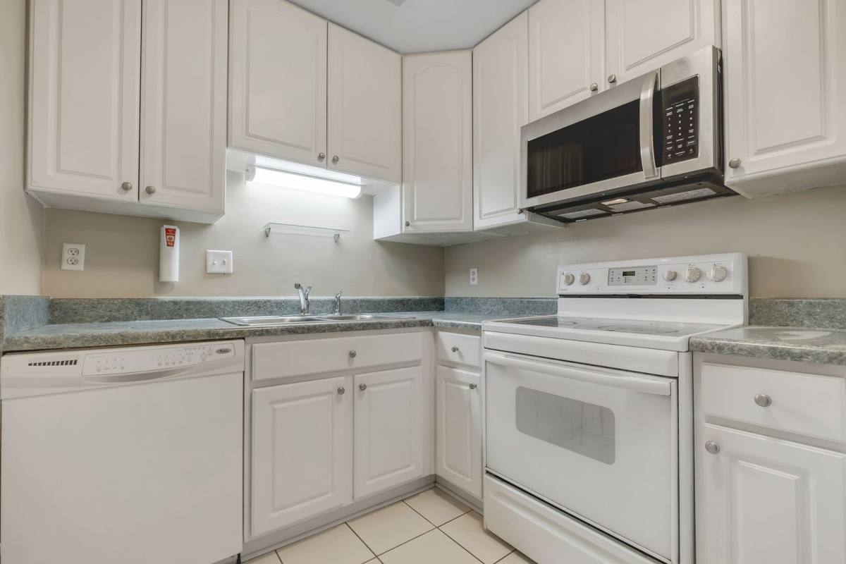 House for rent at 1109 Buckingham Dr, Tallahassee, FL 32308