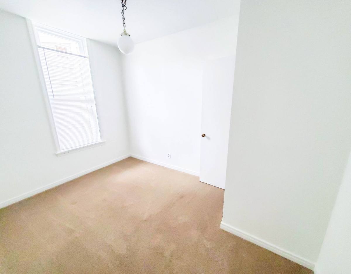 Apartment for rent at 337 W 8th St, Erie, PA 16502