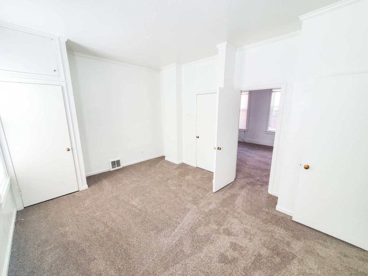 Apartment for rent at 337 W 8th St, Erie, PA 16502