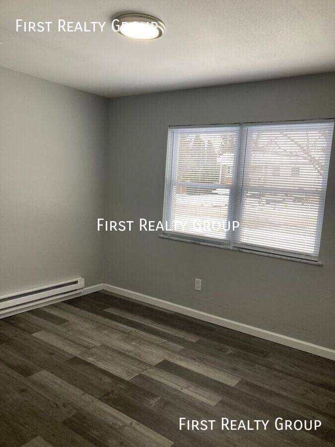 Apartment for rent at 305 N Broadway #2, Dayton, OH 45426