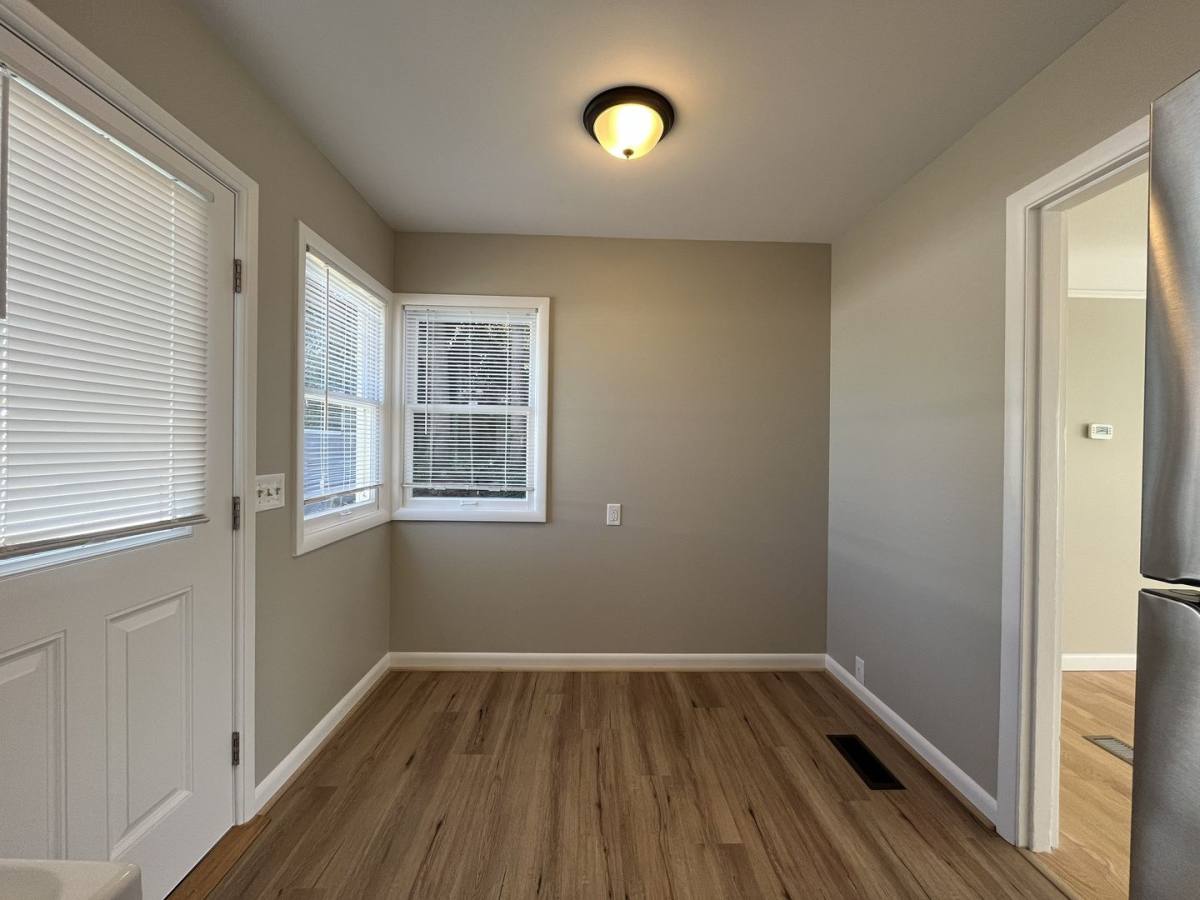 Apartment for rent at 2830-2836 SE 50th Ave, Portland, OR 97206