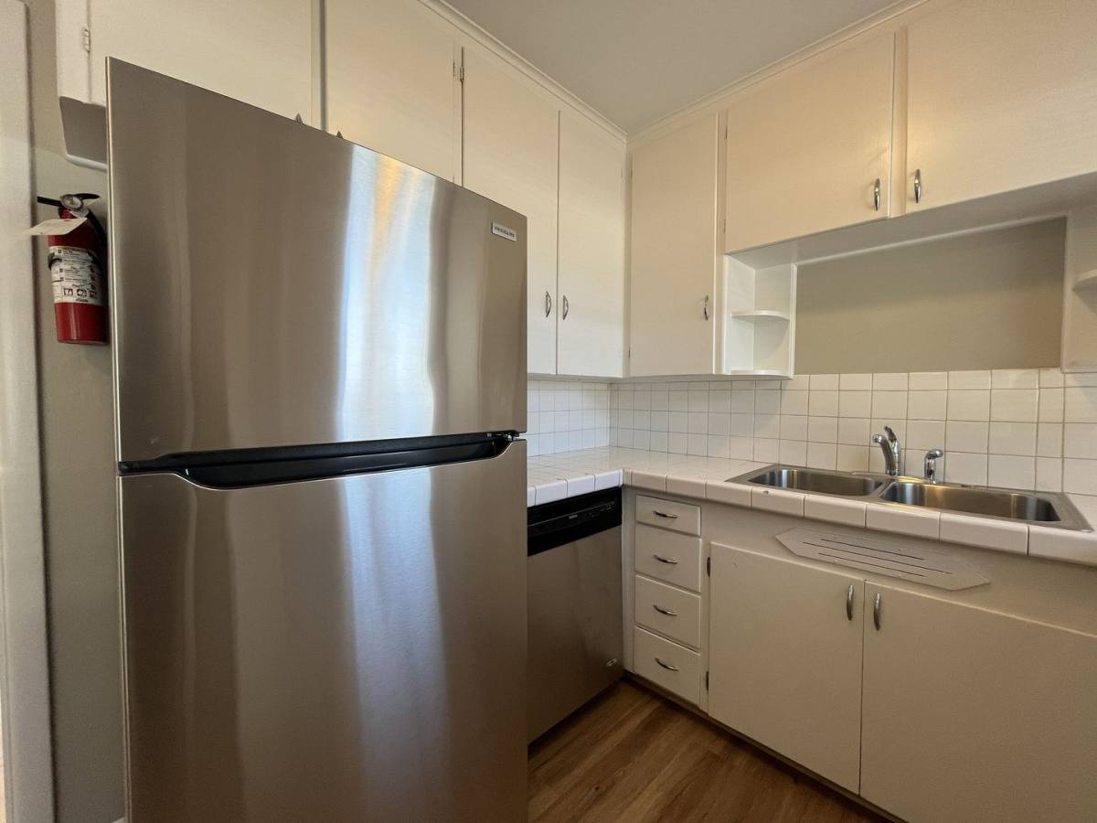Apartment for rent at 2830-2836 SE 50th Ave, Portland, OR 97206