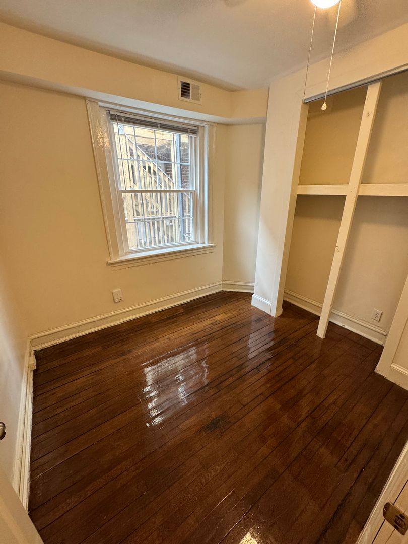 Apartment for rent at 808 N Arthur Ashe Blvd, Richmond, VA 23220