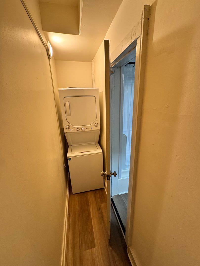 Apartment for rent at 808 N Arthur Ashe Blvd, Richmond, VA 23220