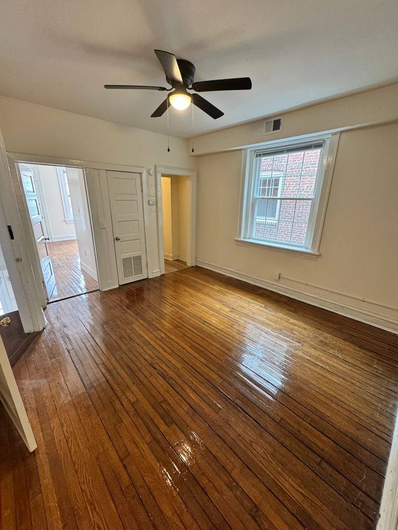 Apartment for rent at 808 N Arthur Ashe Blvd, Richmond, VA 23220