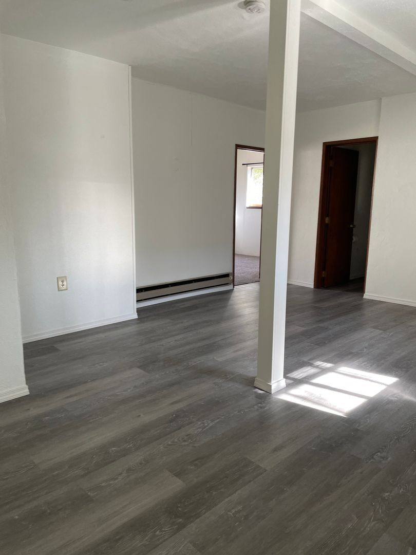 Apartment for rent at 543 Ivy St, Medford, OR 97501
