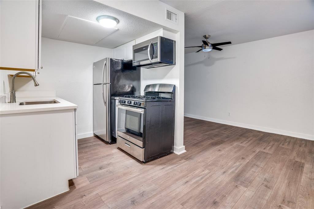 Apartment for rent at 4927 San Jacinto St #106, Dallas, TX 75206