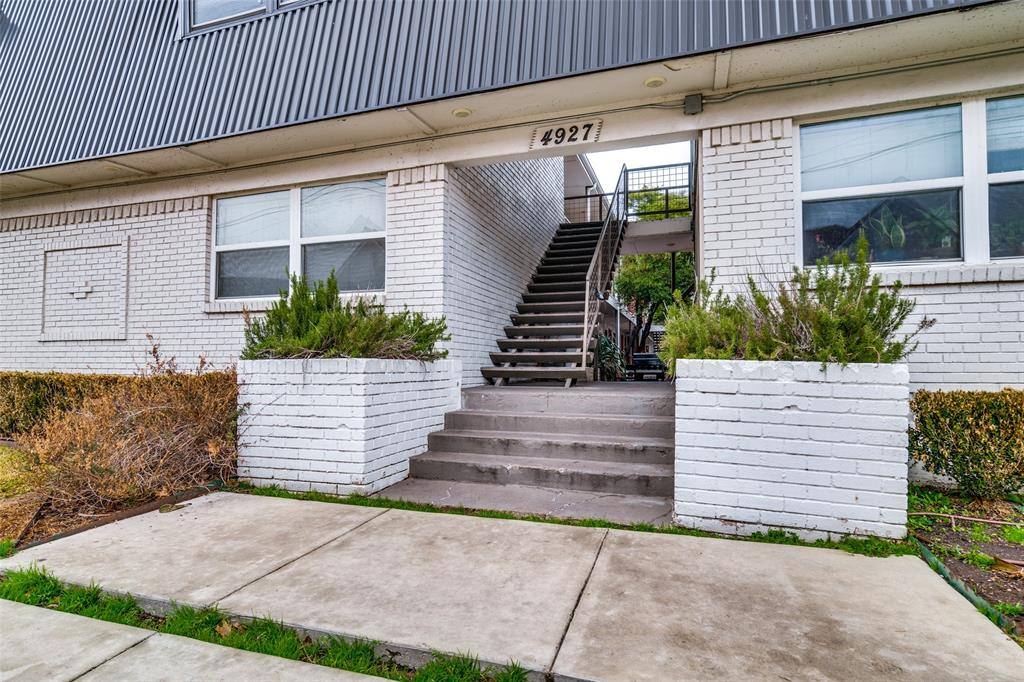 Apartment for rent at 4927 San Jacinto St #106, Dallas, TX 75206