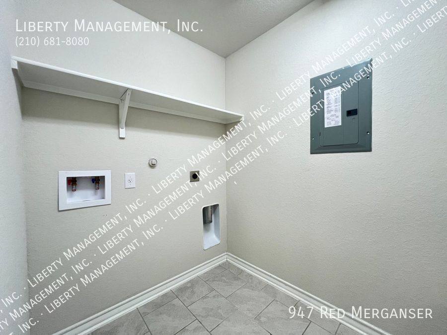 House for rent at 947 Red Merganser, San Antonio, TX 78253