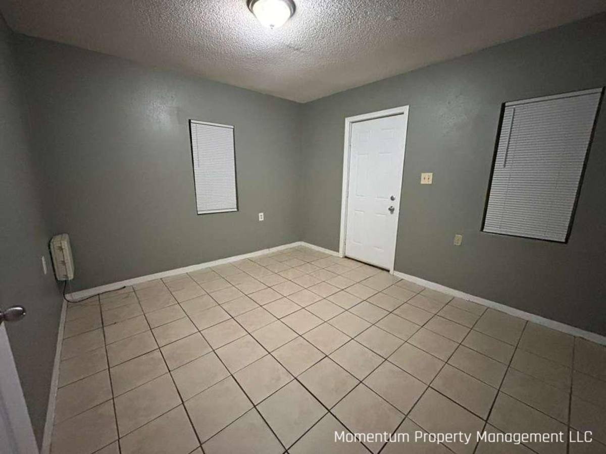 House for rent at 1120 W Austin St, Bartow, FL 33830
