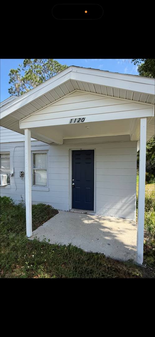 House for rent at 1120 W Austin St, Bartow, FL 33830