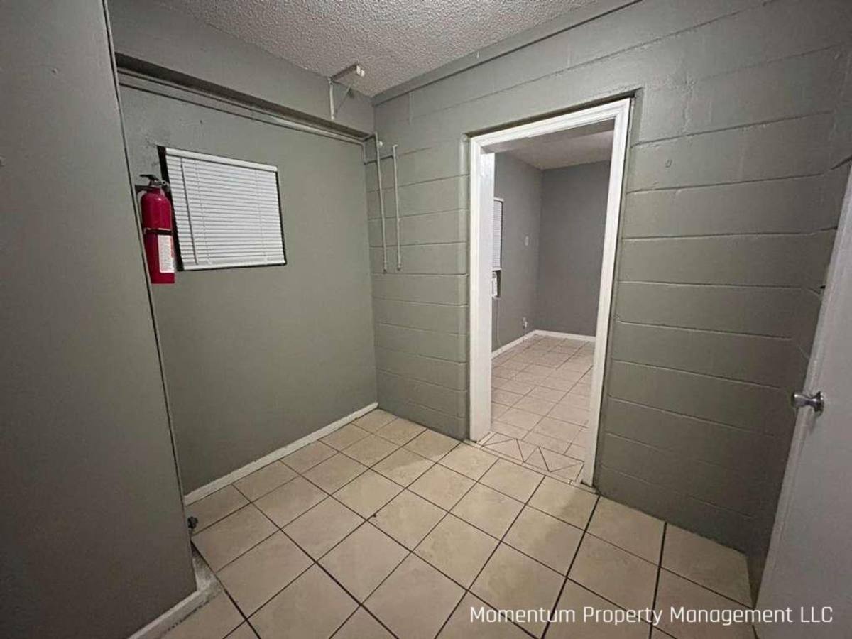 House for rent at 1120 W Austin St, Bartow, FL 33830