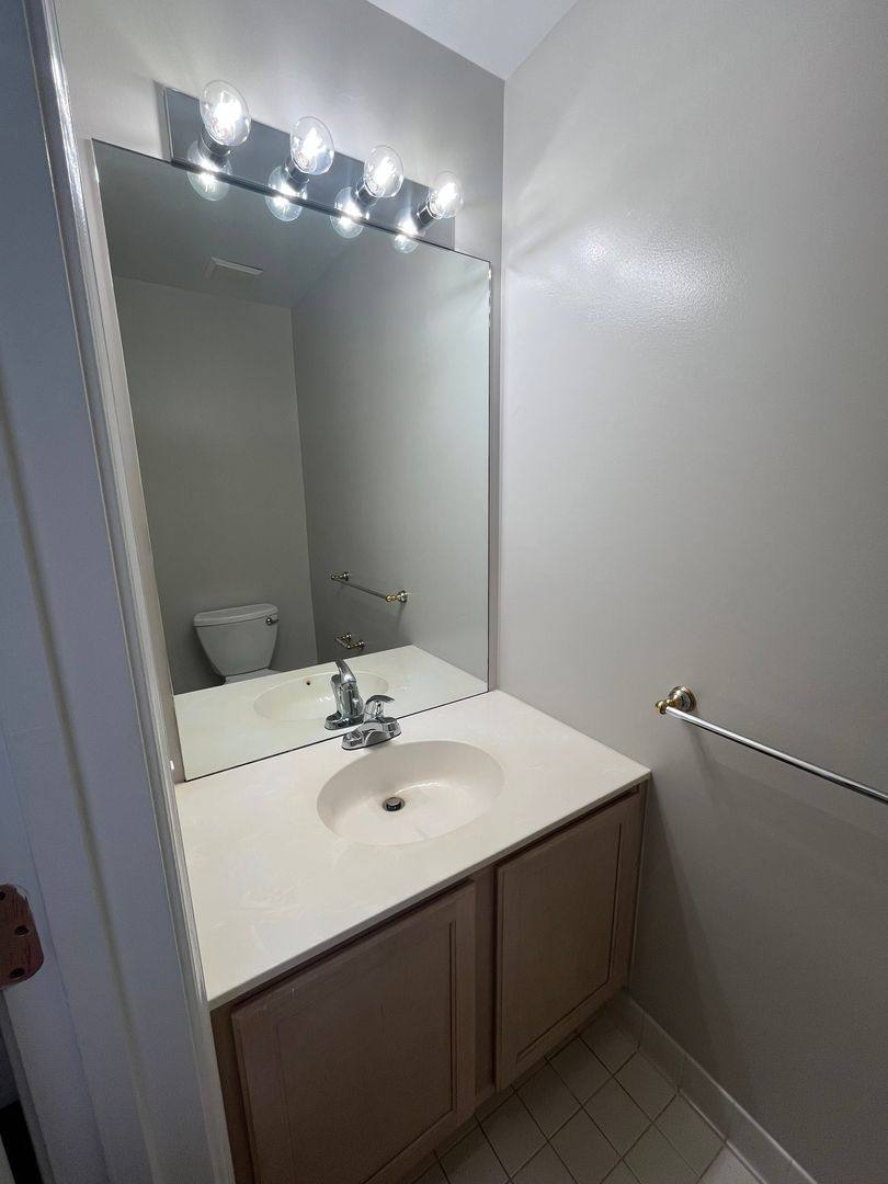 Townhouse for rent at 5106 Observation Way, Alexandria, VA 22312