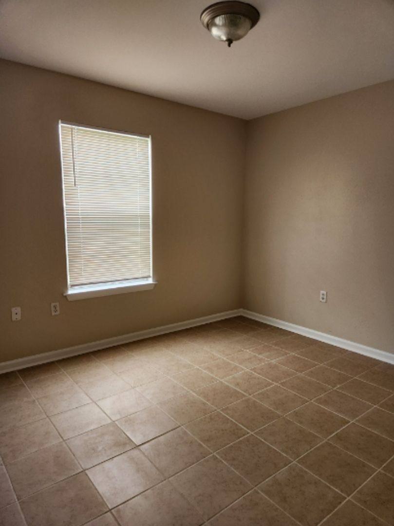 House for rent at 5315 McClelland Dr, Baton Rouge, LA 70805