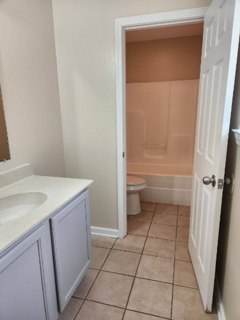 House for rent at 5315 McClelland Dr, Baton Rouge, LA 70805