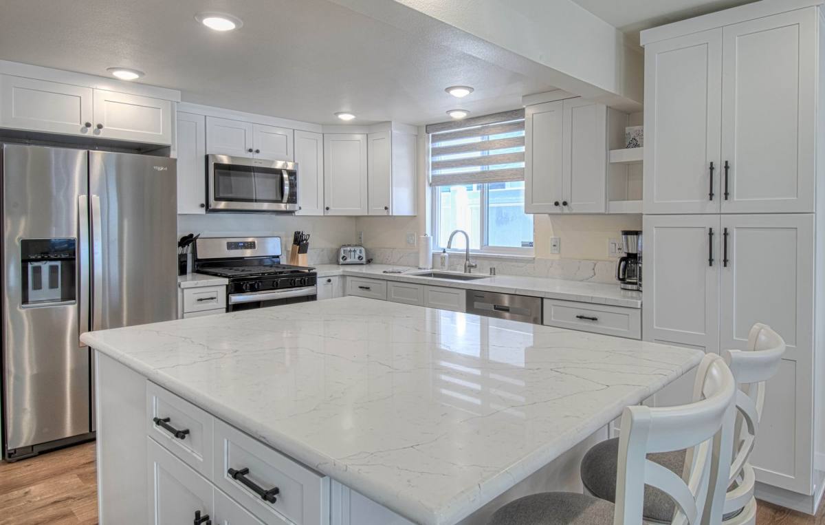 Apartment for rent at 5008 Seashore Dr, Newport Beach, CA 92663