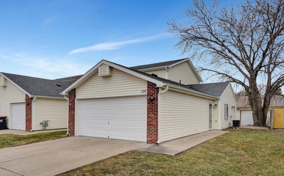 Townhouse for rent at 2211 W Todd Lane, Lincoln, NE 68528