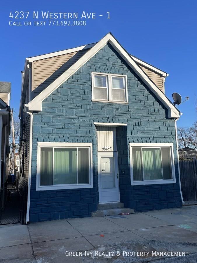 Apartment for rent at 4237 N Western Ave #1, Chicago, IL 60651