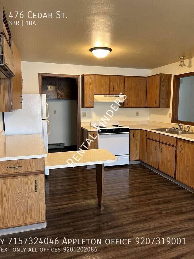 Townhouse for rent at 476 Cedar St, Chilton, WI 53014