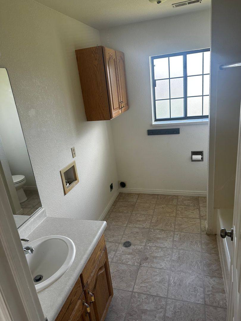 Apartment for rent at 318 W 620 N, Orem, UT 84057