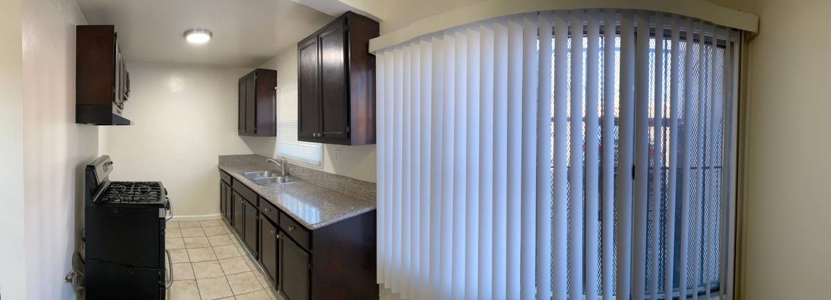 Apartment for rent at 1475 Venice Blvd, Los Angeles, CA 90006