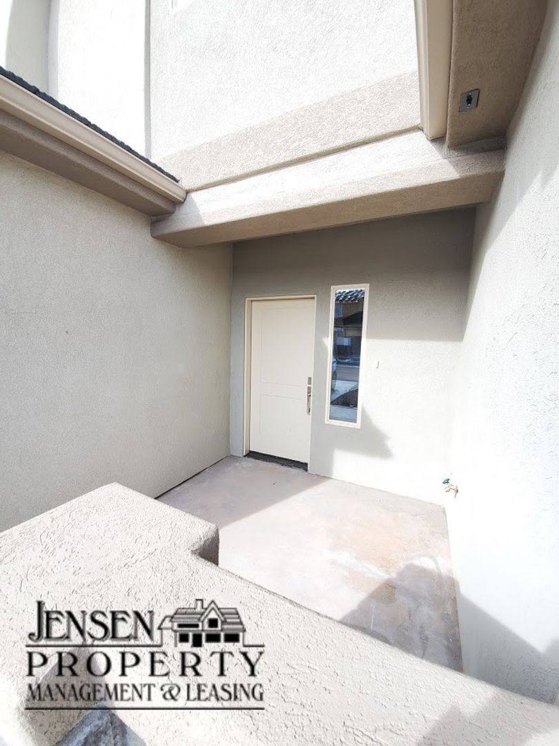 Apartment for rent at 293 W Augusta Dr, Ivins, UT 84738