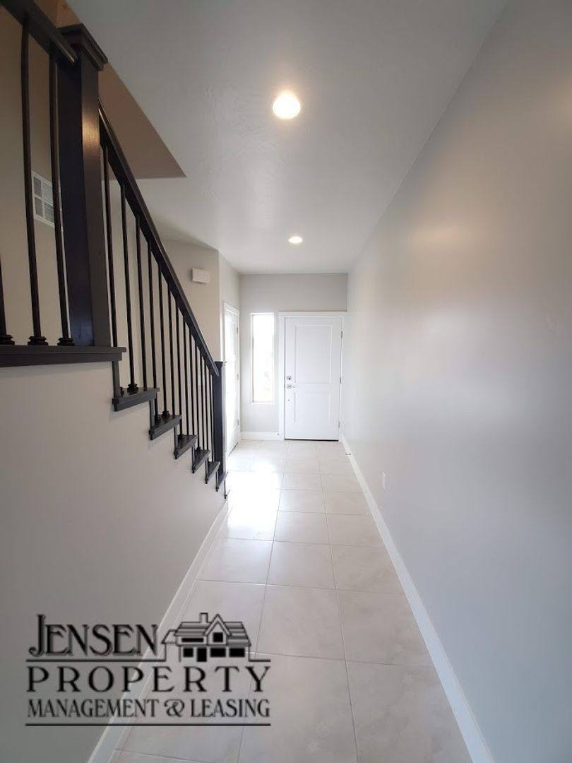 Apartment for rent at 293 W Augusta Dr, Ivins, UT 84738