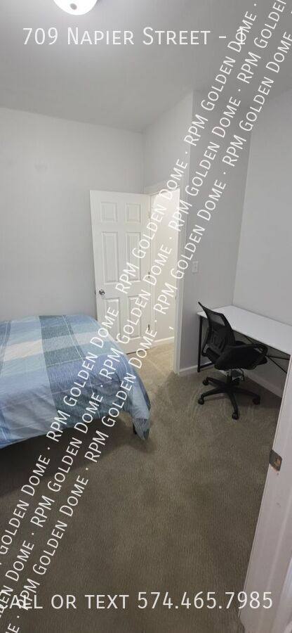 Apartment for rent at 709 Napier St #1, South Bend, IN 46601