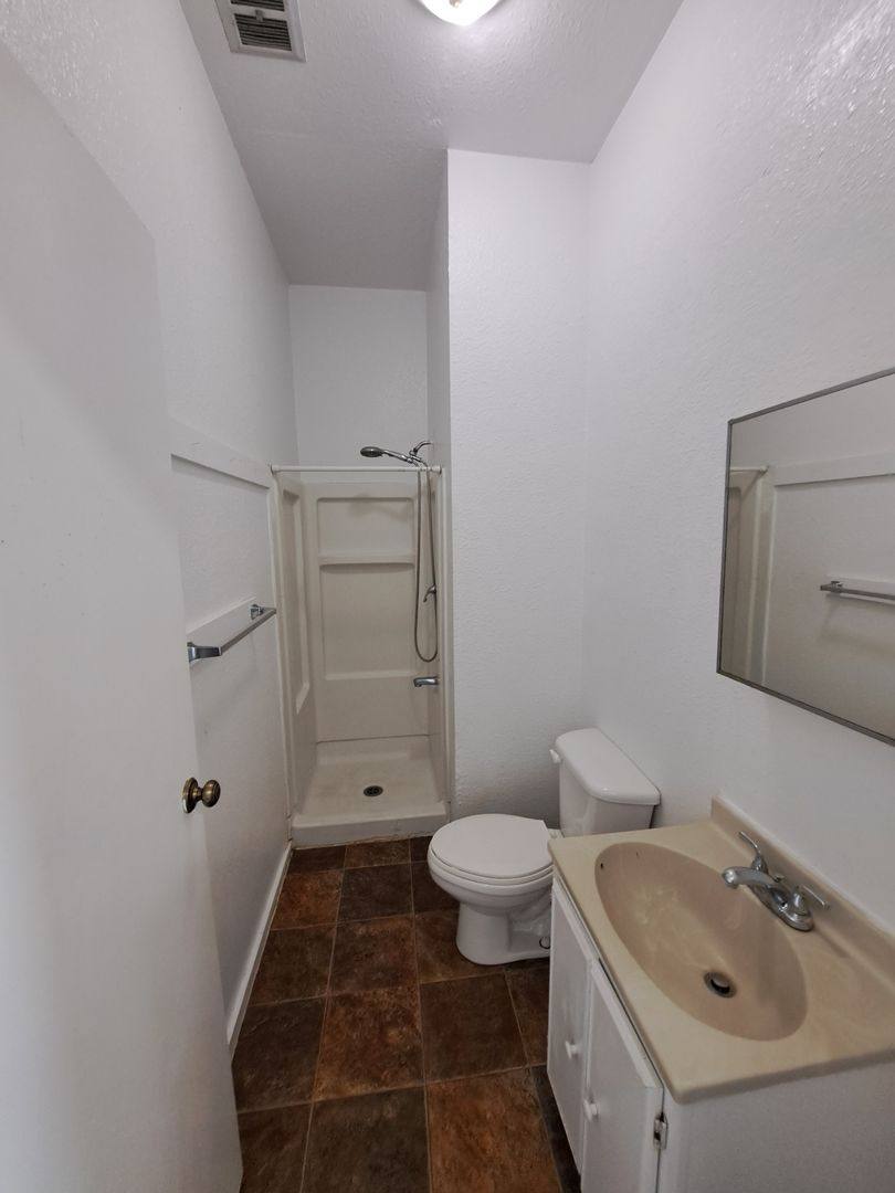 Apartment for rent at 251 Keawe St, Hilo, HI 96720