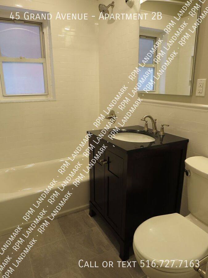 Apartment for rent at 45 Grand Ave #2B, Rockville Centre, NY 11570
