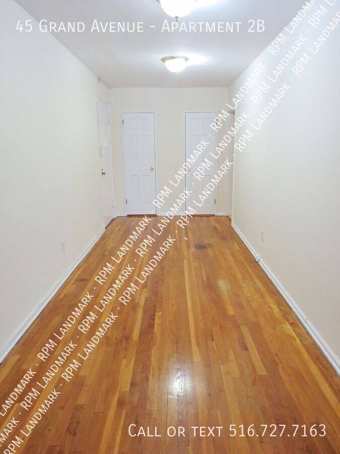 Apartment for rent at 45 Grand Ave #2B, Rockville Centre, NY 11570