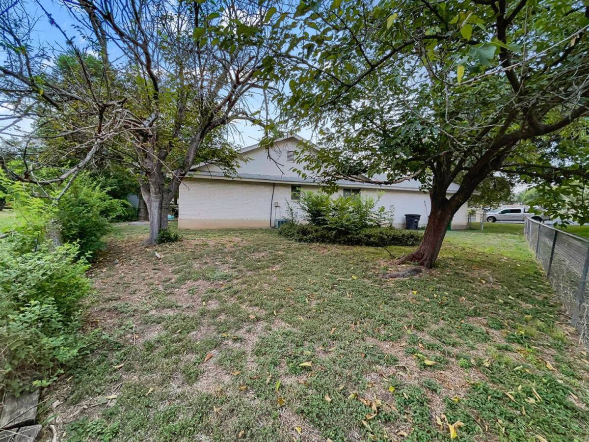 Apartment for rent at 1019 Evening Dun St #1017, San Antonio, TX 78213