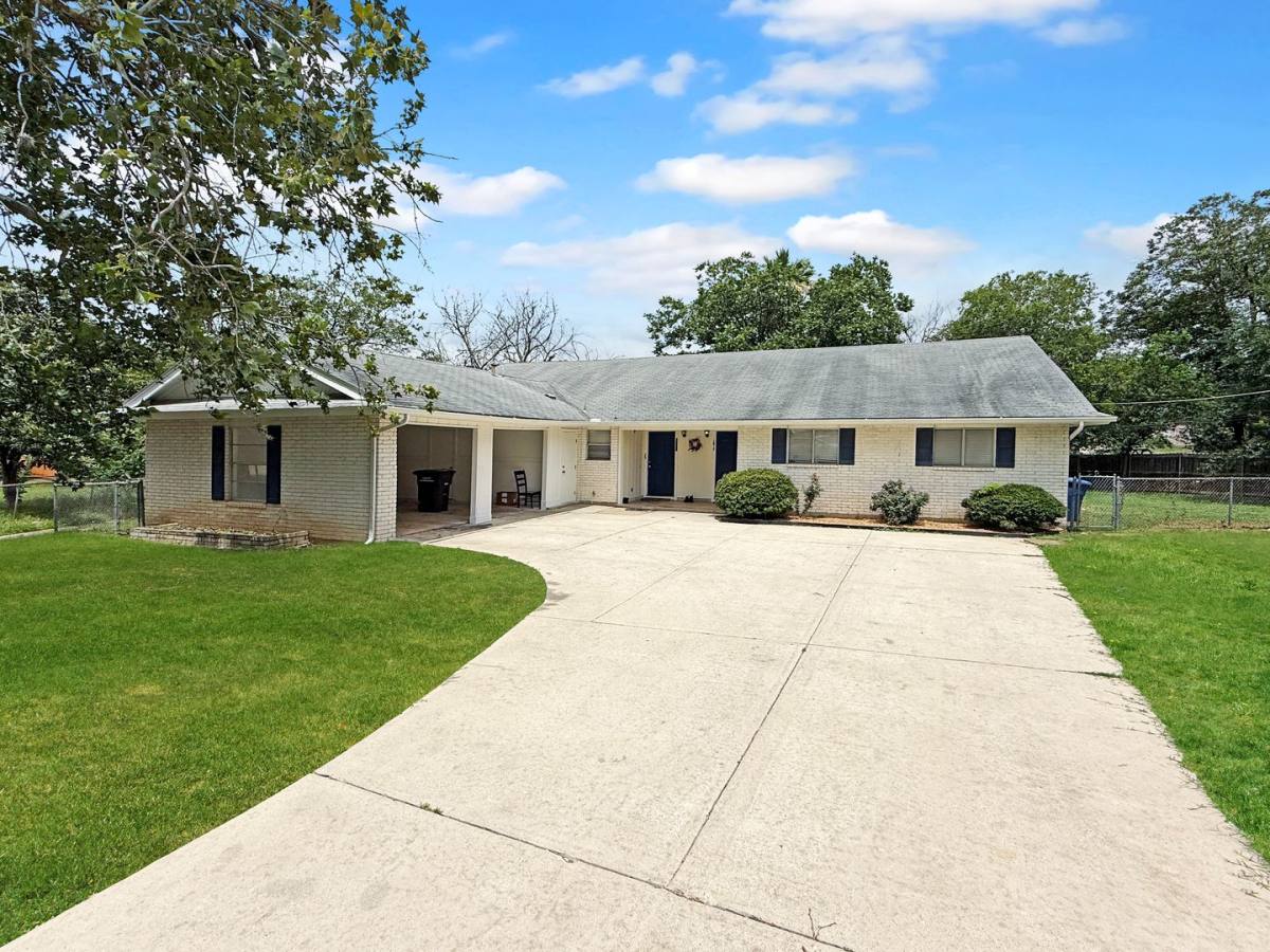 Apartment for rent at 1019 Evening Dun St #1017, San Antonio, TX 78213