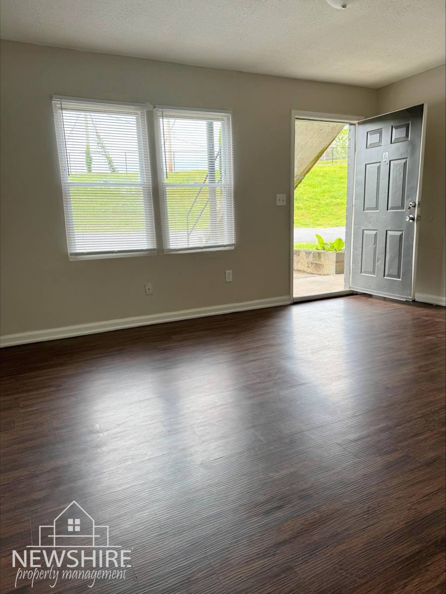 Apartment for rent at 1101-1109 Hampton Ave Extension, Greenville, SC 29601