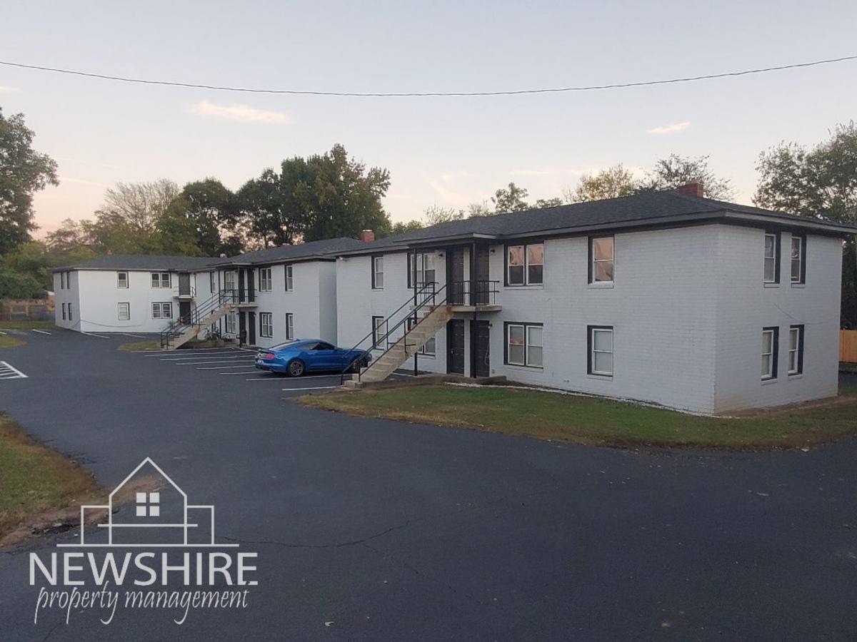 Apartment for rent at 1101-1109 Hampton Ave Extension, Greenville, SC 29601