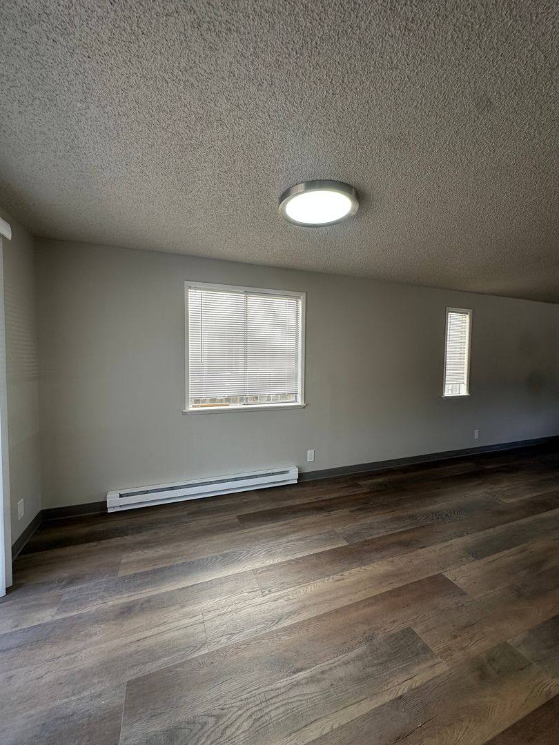 Apartment for rent at 108 SE Cleveland Ave, Bend, OR 97702
