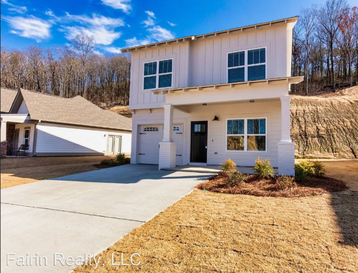 House for rent at 1444 Valley Trace, Birmingham, AL 35210