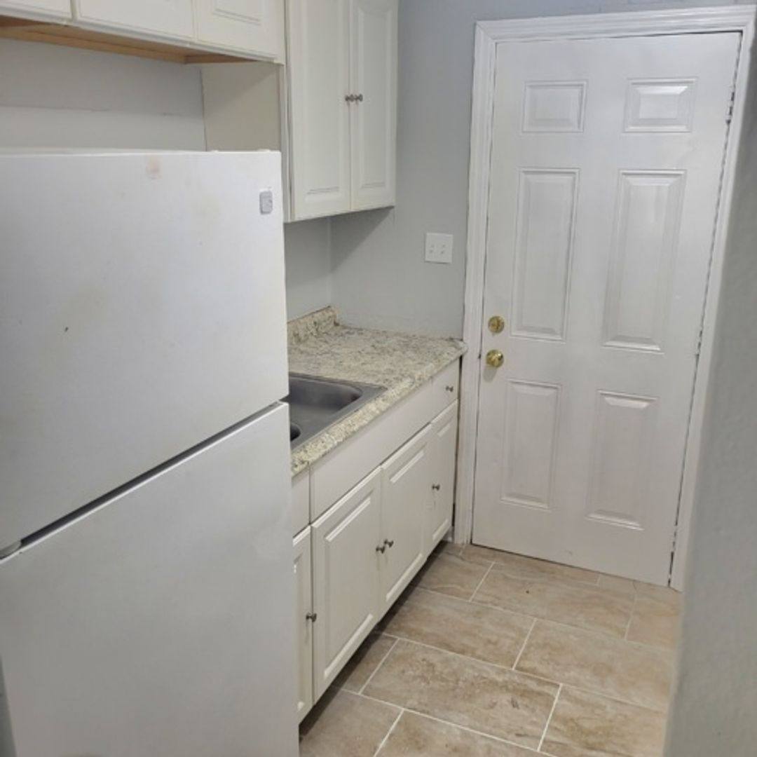 House for rent at 8215 N Klondyke St, Tampa, FL 33604
