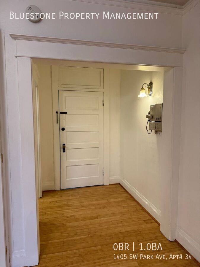 Apartment for rent at 1405 SW Park Ave #34, Portland, OR 97201