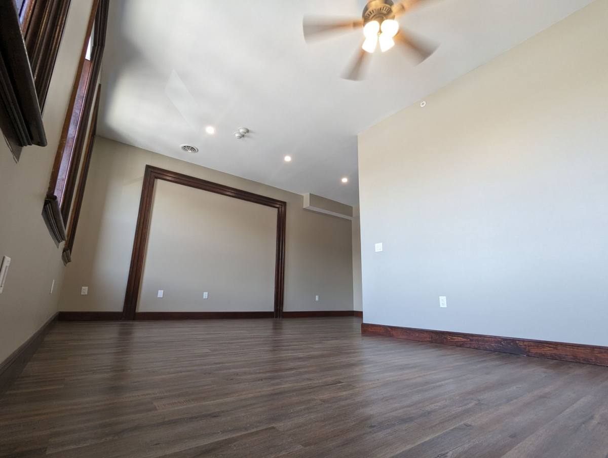 Apartment for rent at 130 Remsen St, Cohoes, NY 12047
