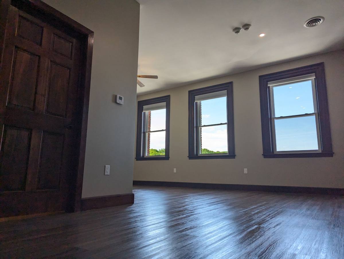 Apartment for rent at 130 Remsen St, Cohoes, NY 12047