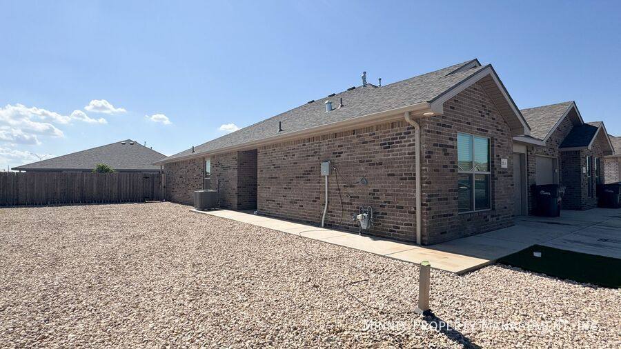 Townhouse for rent at 2101 N Jayton Ave #A, Lubbock, TX 79403