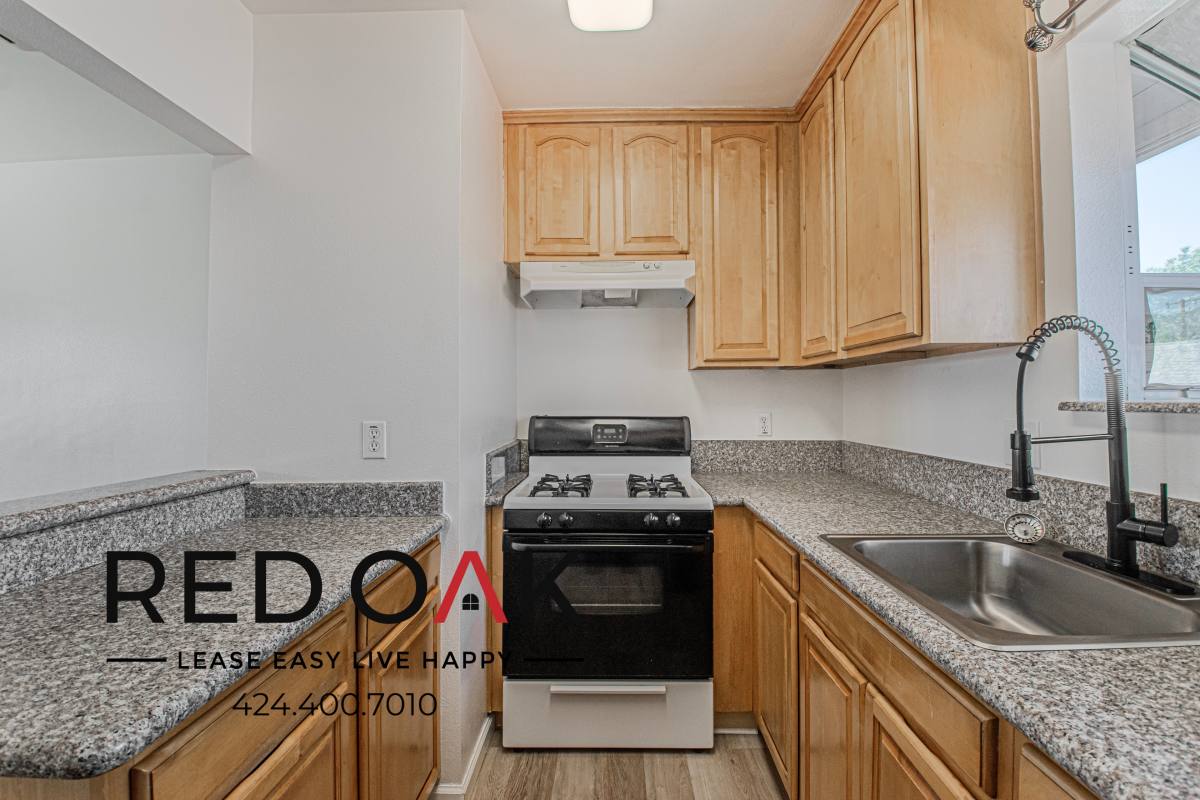 Apartment for rent at 380 S Sierra Madre Blvd #3, Pasadena, CA 91107
