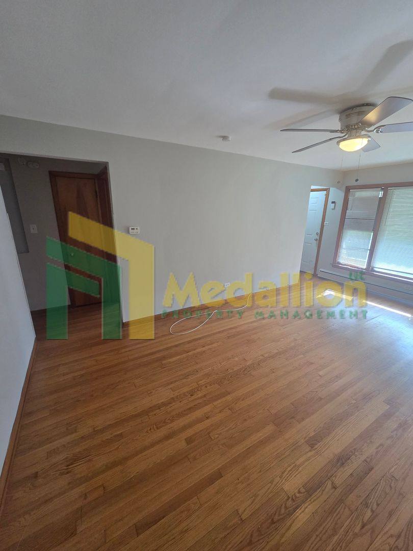House for rent at 9307 S Indiana Ave, Chicago, IL 60619