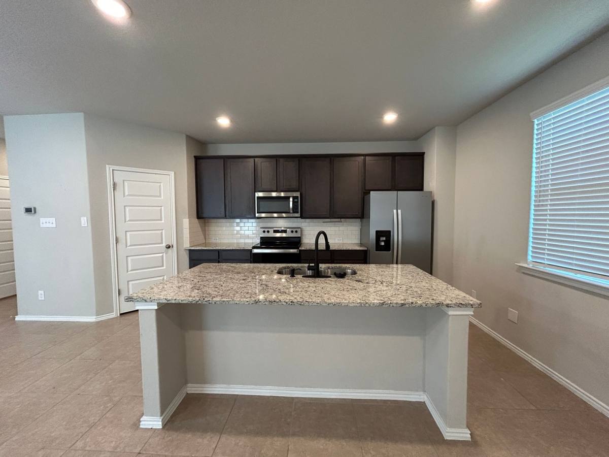 House for rent at 2565 Hiddenbrooke Trace, Seguin, TX 78155