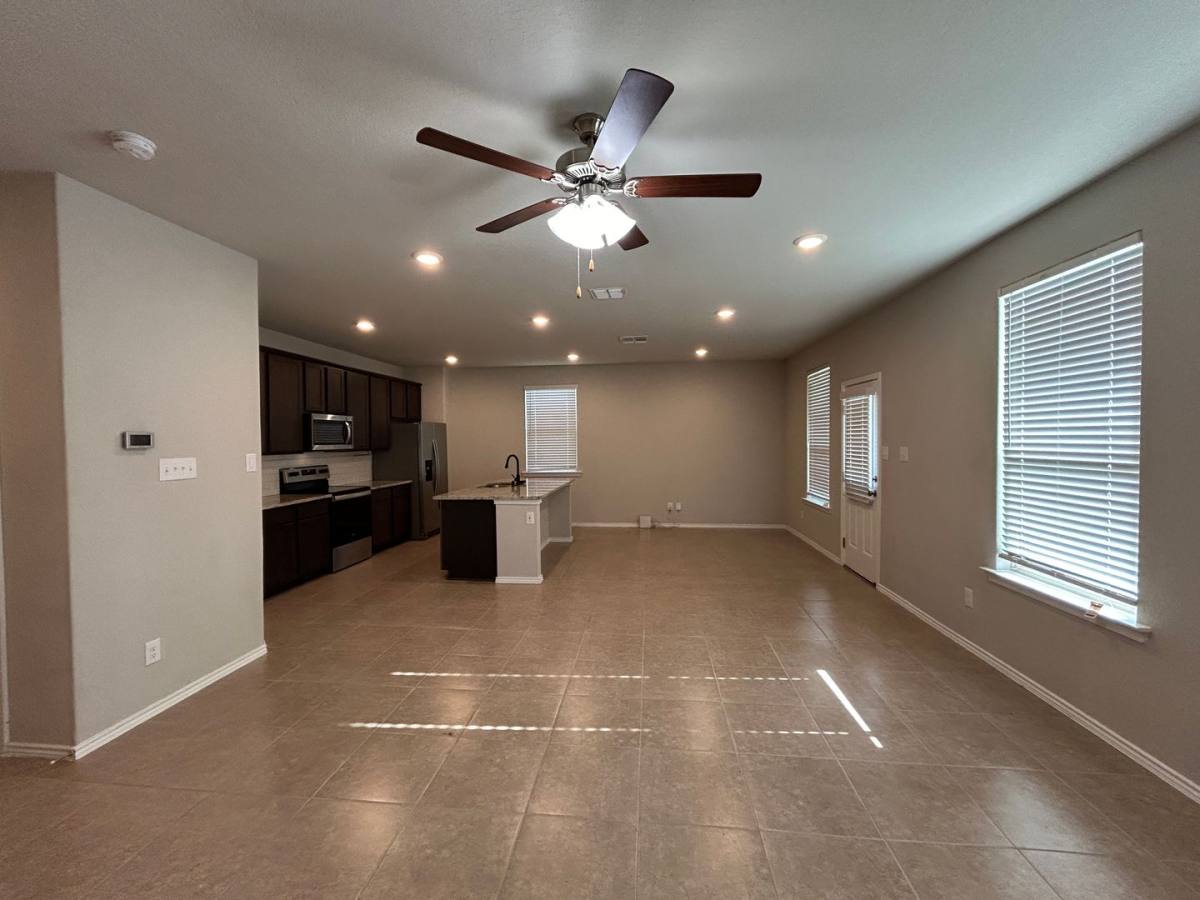 House for rent at 2565 Hiddenbrooke Trace, Seguin, TX 78155