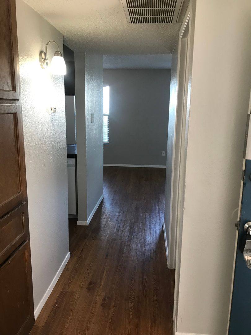 Apartment for rent at 1916 Roberts Cut Off Rd, Fort Worth, TX 76114