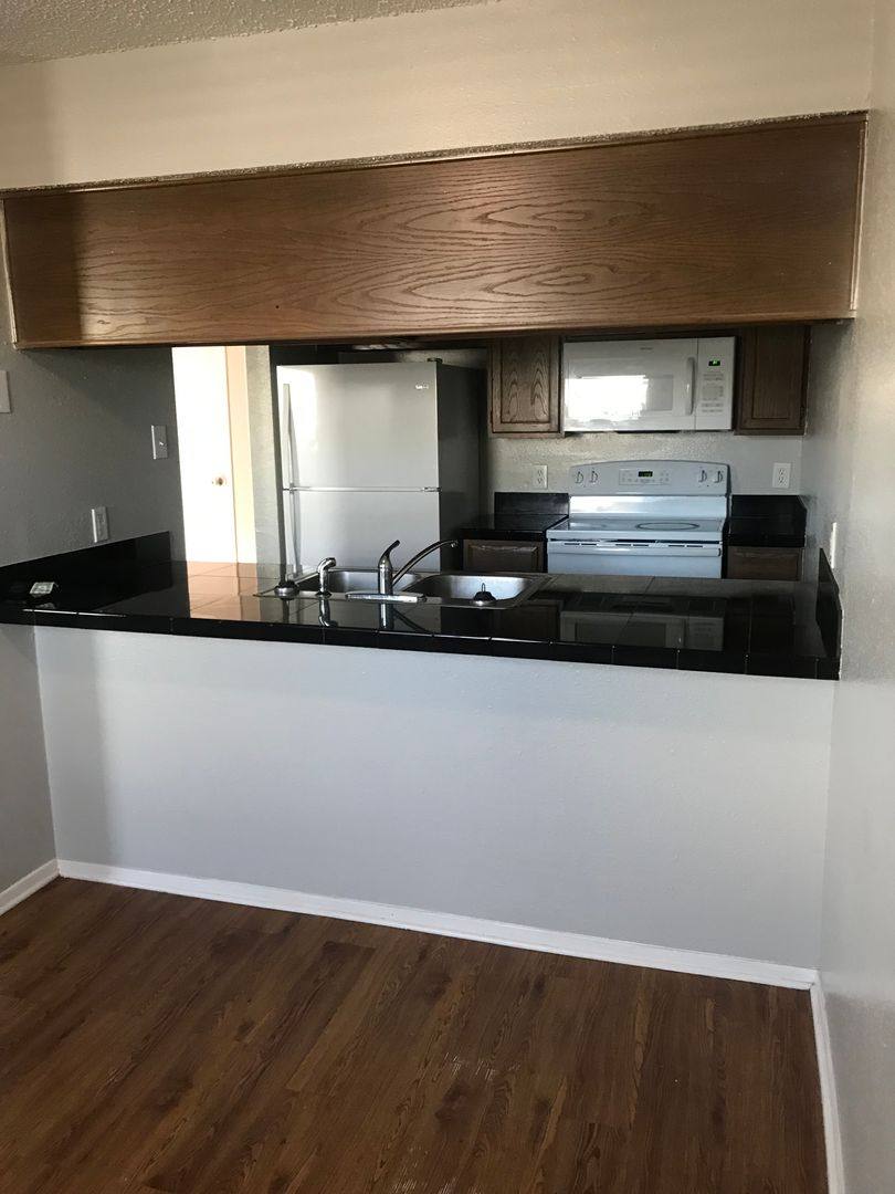 Apartment for rent at 1916 Roberts Cut Off Rd, Fort Worth, TX 76114